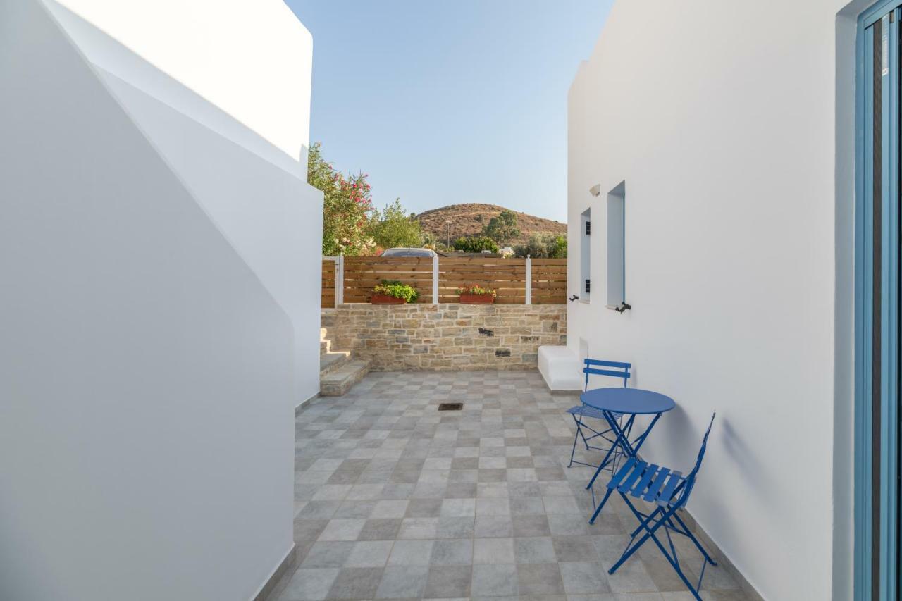 Tanyas Cozy House Kamilári Exterior foto