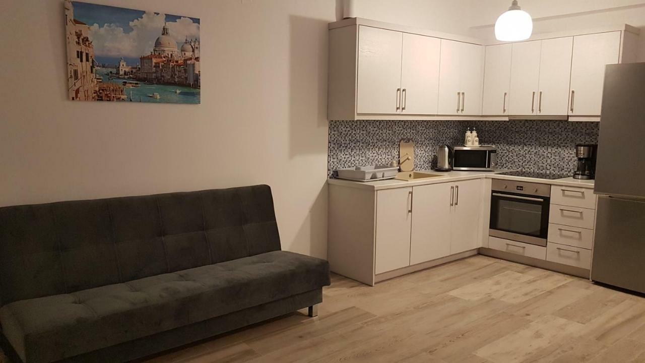 Tanyas Cozy House Kamilári Exterior foto